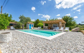 Stunning Home In Izola With Wifi